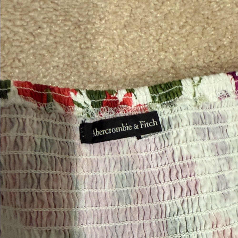 Abercrombie and Fitch size MP (medium petite) midi skirt with bright print - Picture 5 of 7